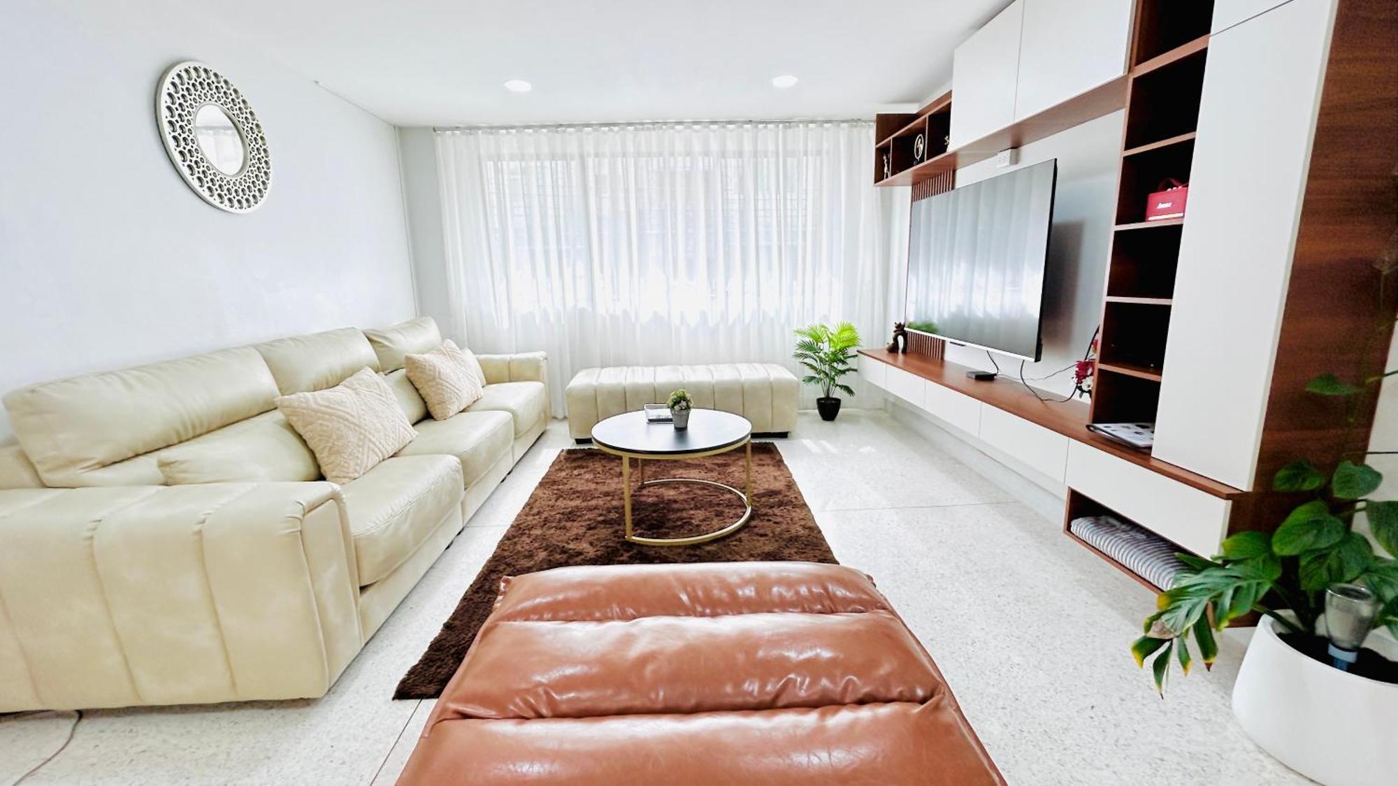 Apartment Center Bangrak At *